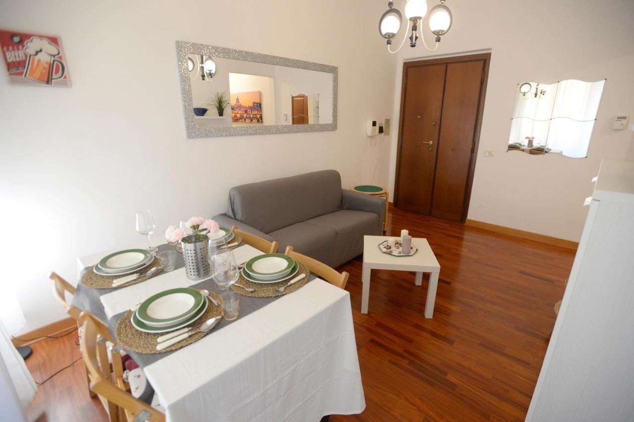 Mecenate Deluxe Colosseum Appartement *